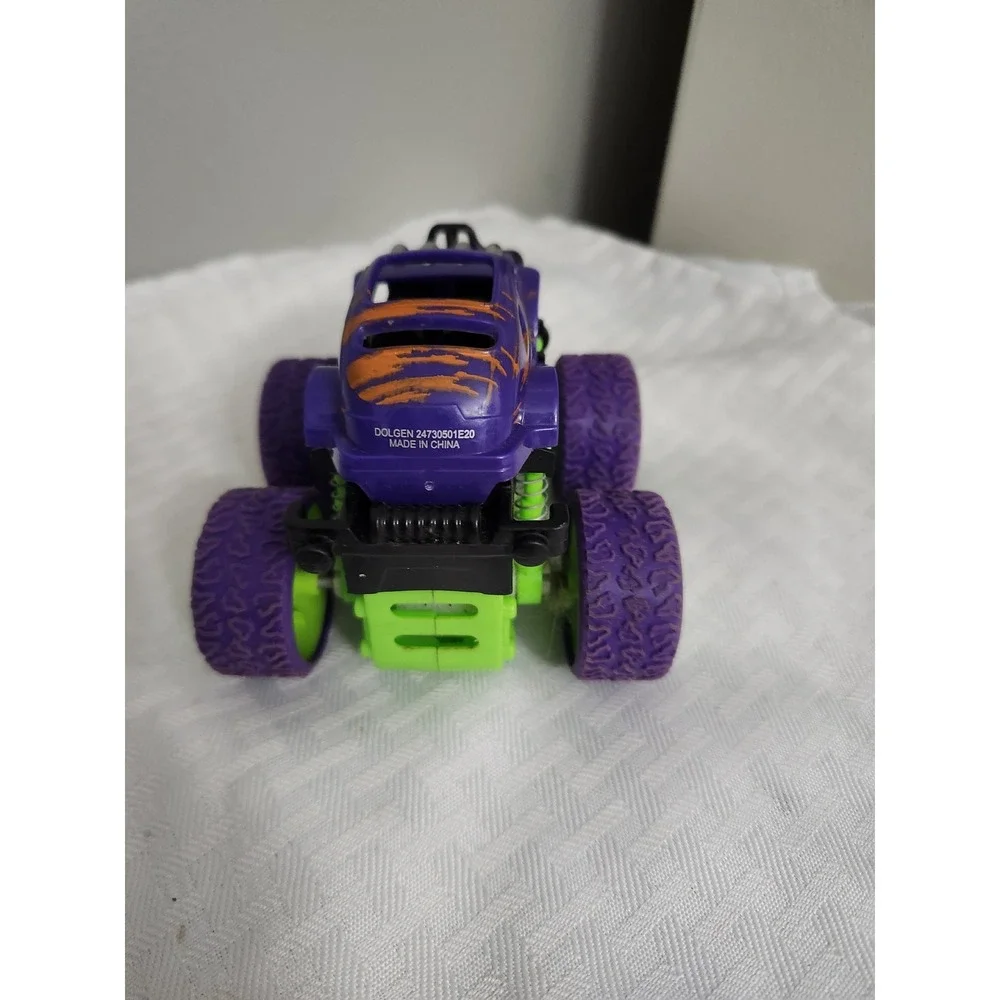 Shocker Monster Truck Toy Purple Green Suspension Off-Road Vehicle Dolgen